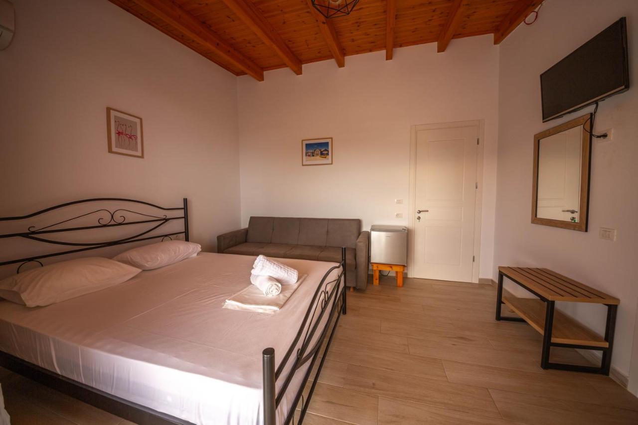 Villa Rondo Himarë Eksteriør billede