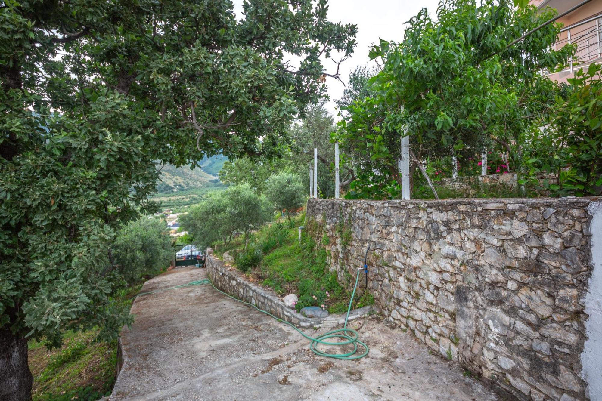 Villa Rondo Himarë Eksteriør billede